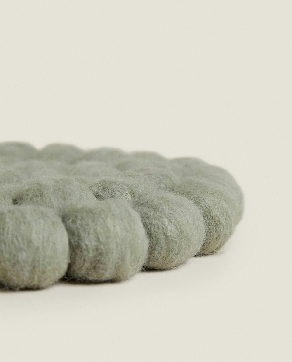 SALVAMANTES REDONDO DE LANA NAVIDEÑO