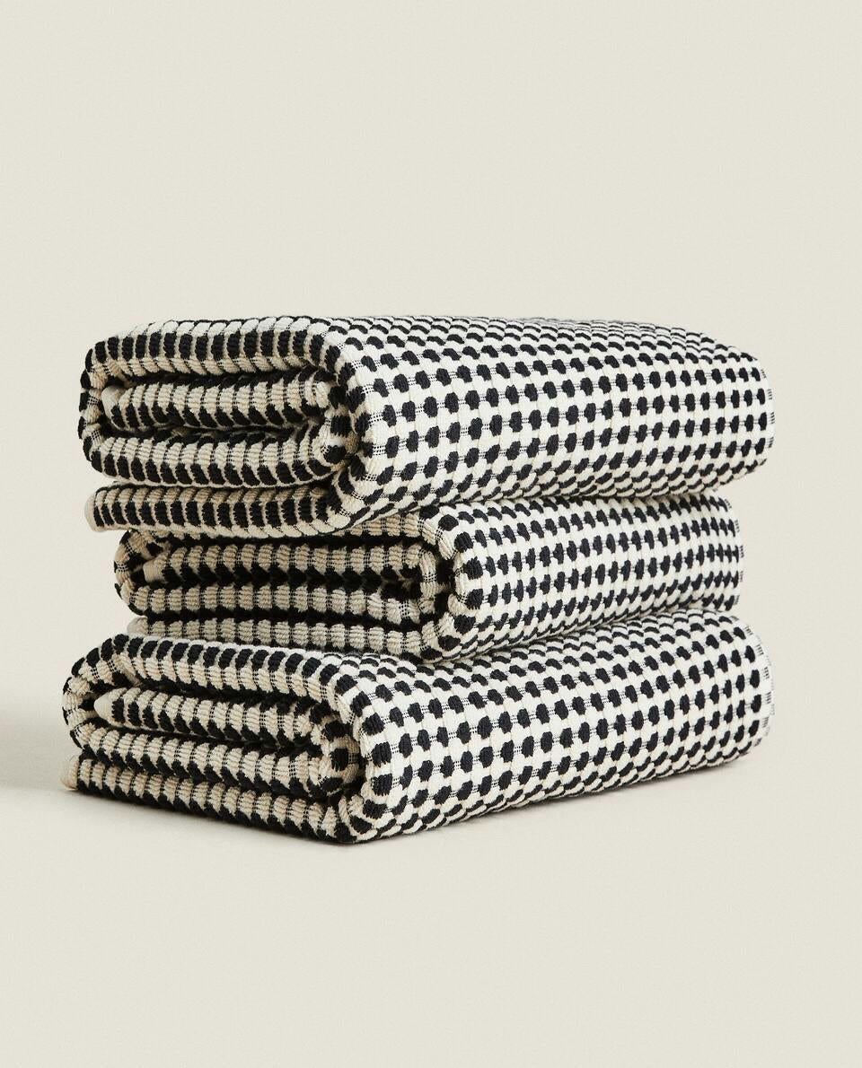 TOALLA DE ALGODÓN TEXTURIZADO