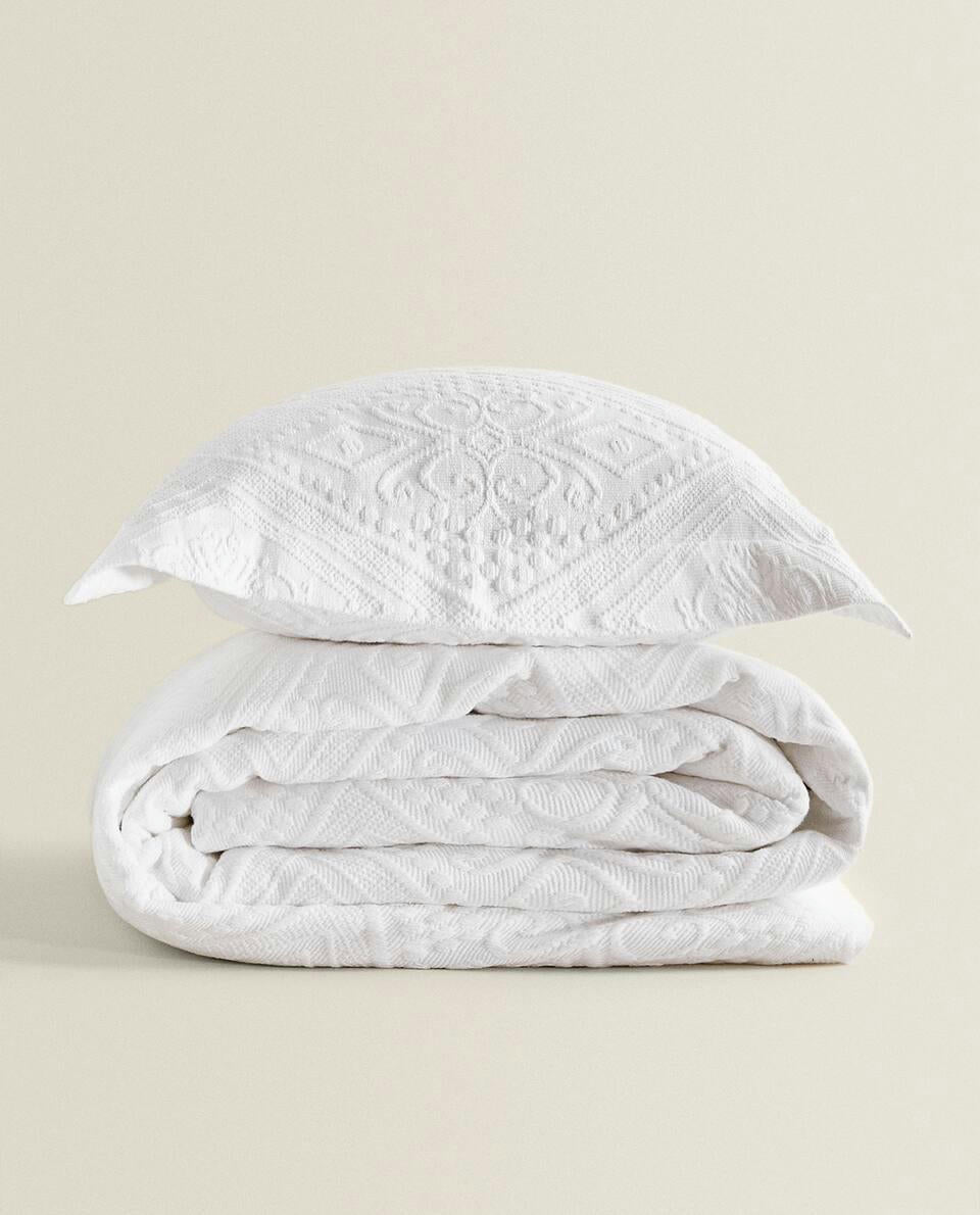 COPRILETTO IN COTONE CON DISEGNO GEOMETRICO