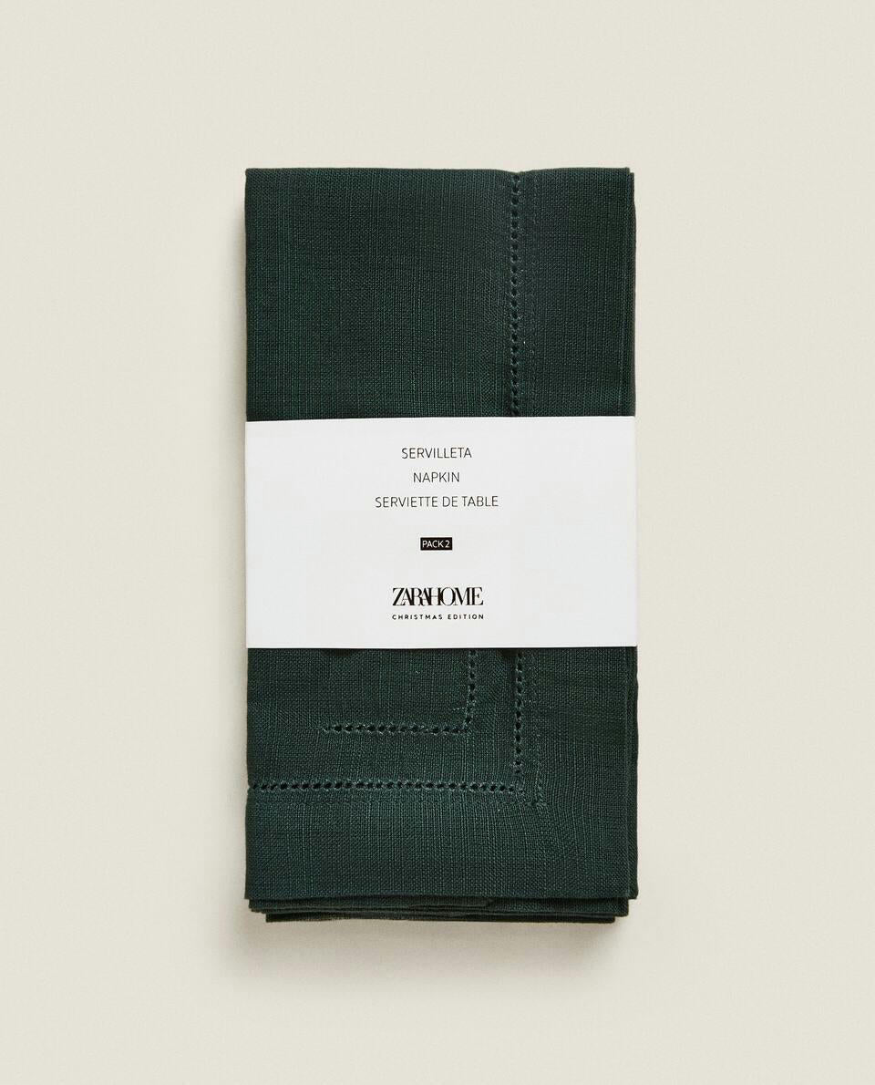 CONFEZIONE DI TOVAGLIOLI NATALIZI CON ORLO A GIORNO (CONFEZIONE DA 2)