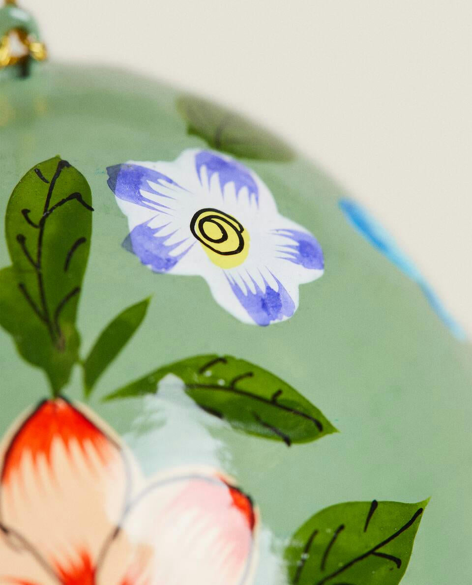 DECORAZIONE A PALLINE DI NATALE IN CARTA DIPINTE