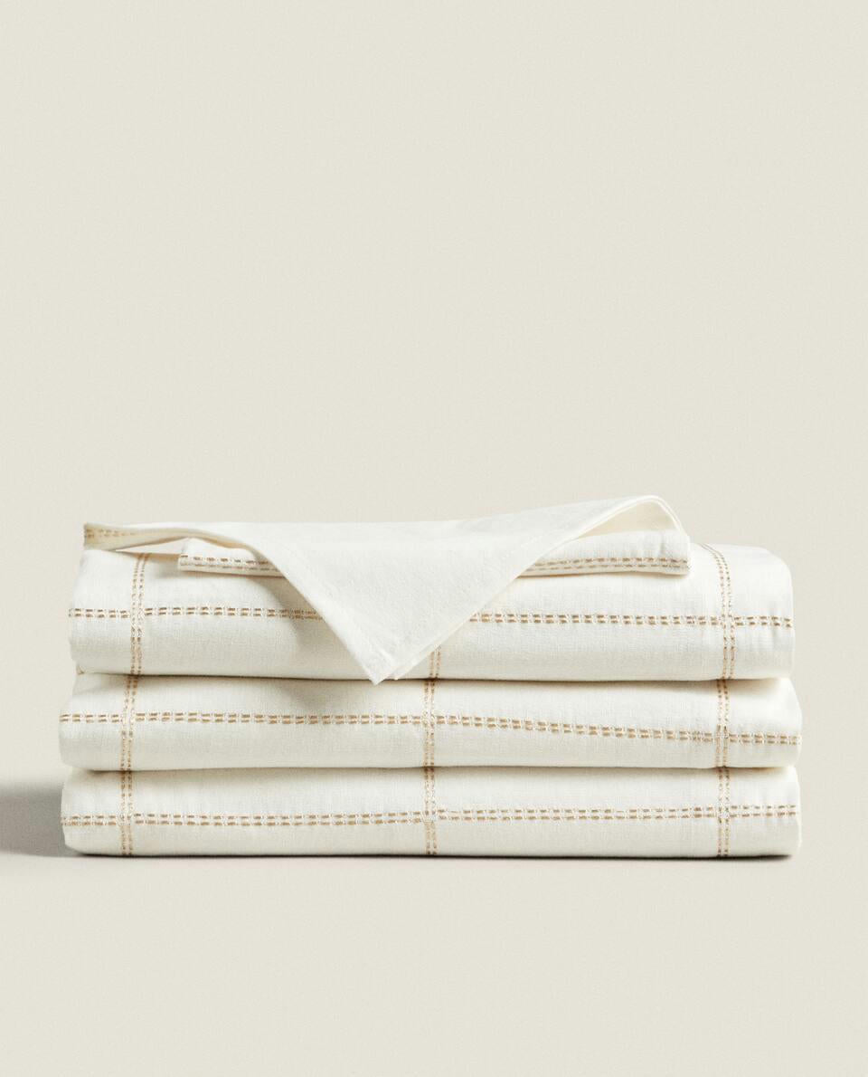 MANTEL DE LINO CON CADENA NAVIDEÑA