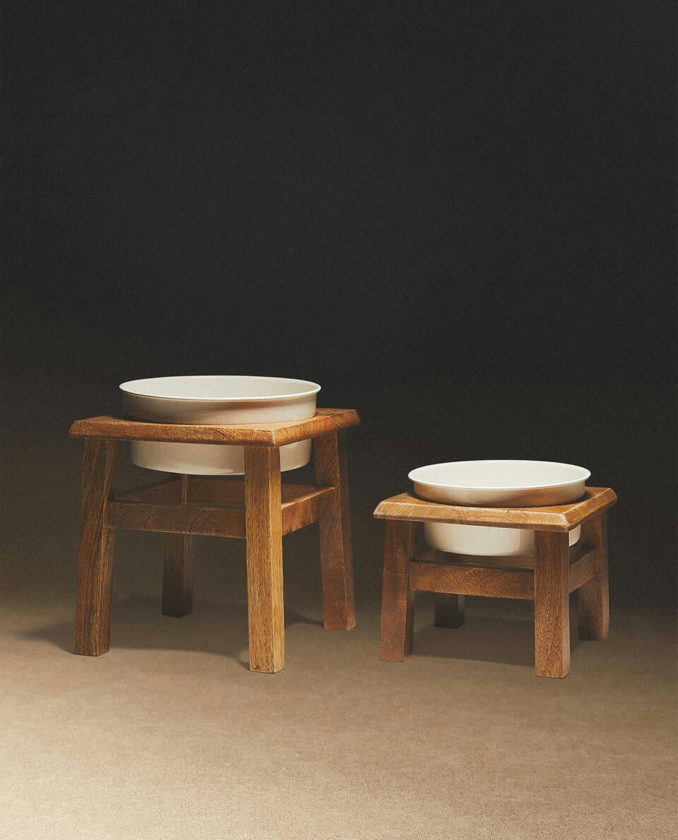 Comedero para mascotas con soporte