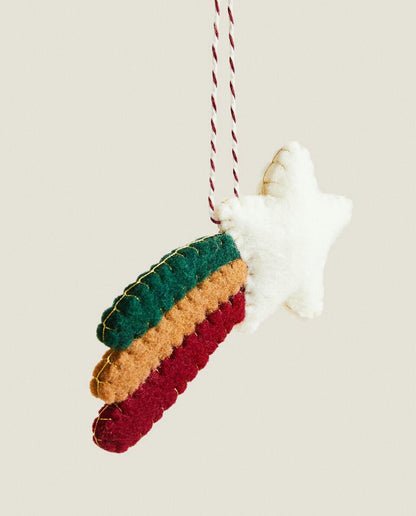 DECORAZIONE NATALIZIO A STELLA IN FELTRO 