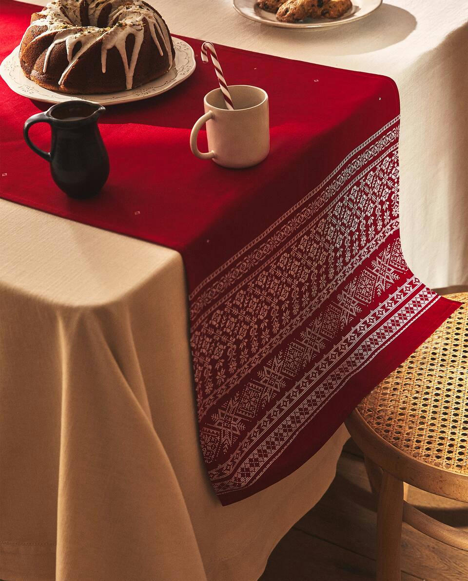 RUNNER DA TAVOLA IN COTONE CON BORDO NATALIZIO 