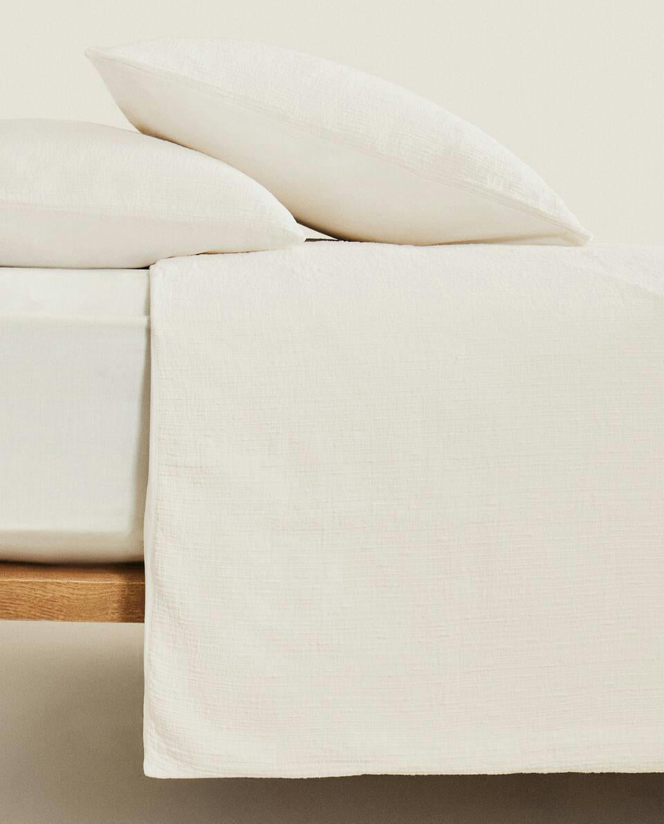 COPRIPIUMINO CON EFFETTO COPRILETTO RIALZATO 