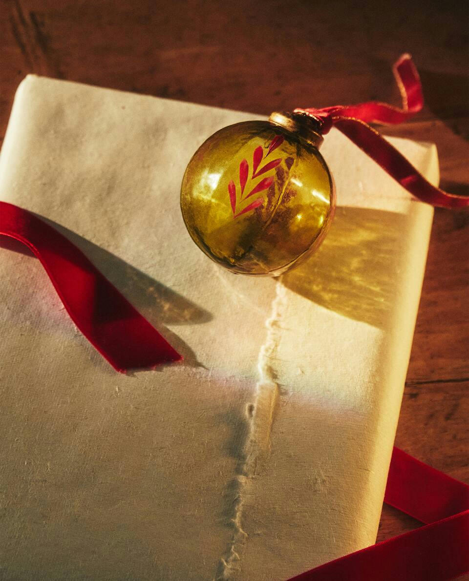 DECORAZIONE DI PALLINE DI NATALE IN VETRO 