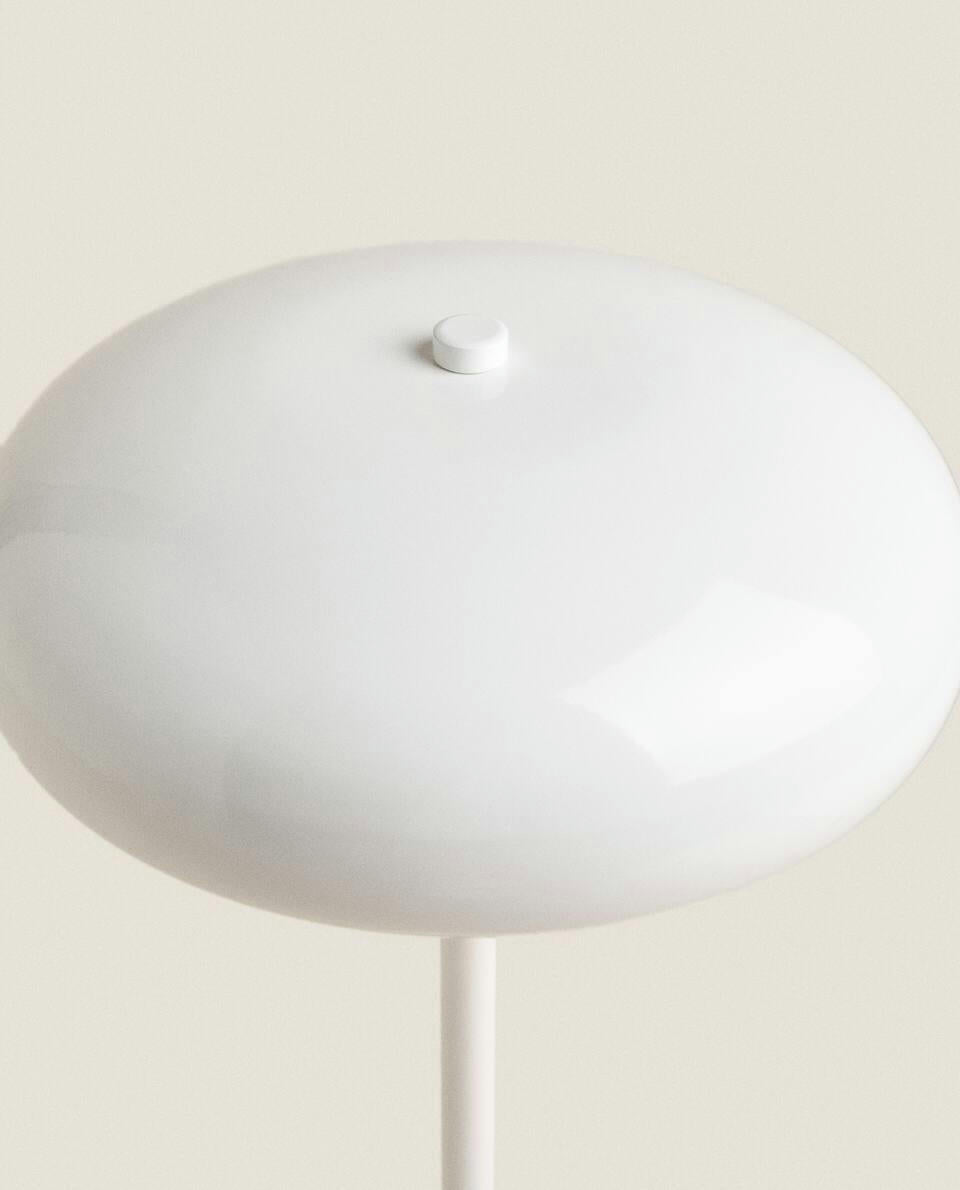 LARGE MONOCHROME LAMP