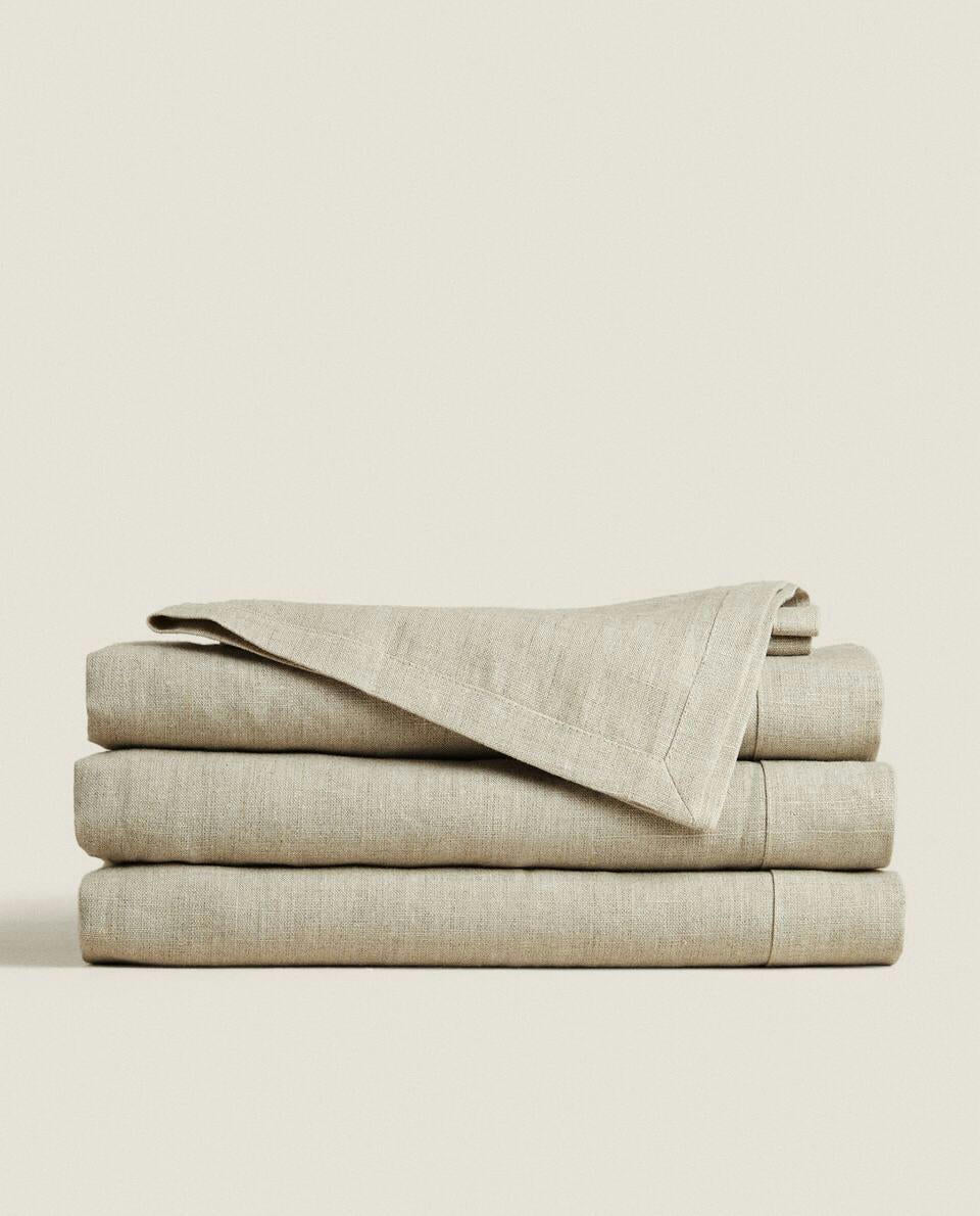 BASIC LINEN TABLECLOTH