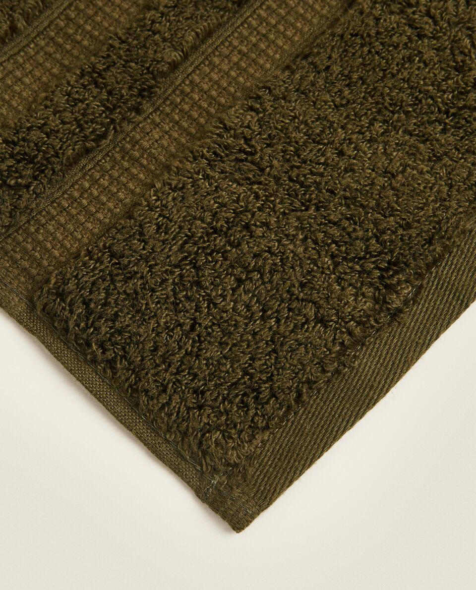 ASCIUGAMANO EXTRA MORBIDO CON DOPPIO BORDO 