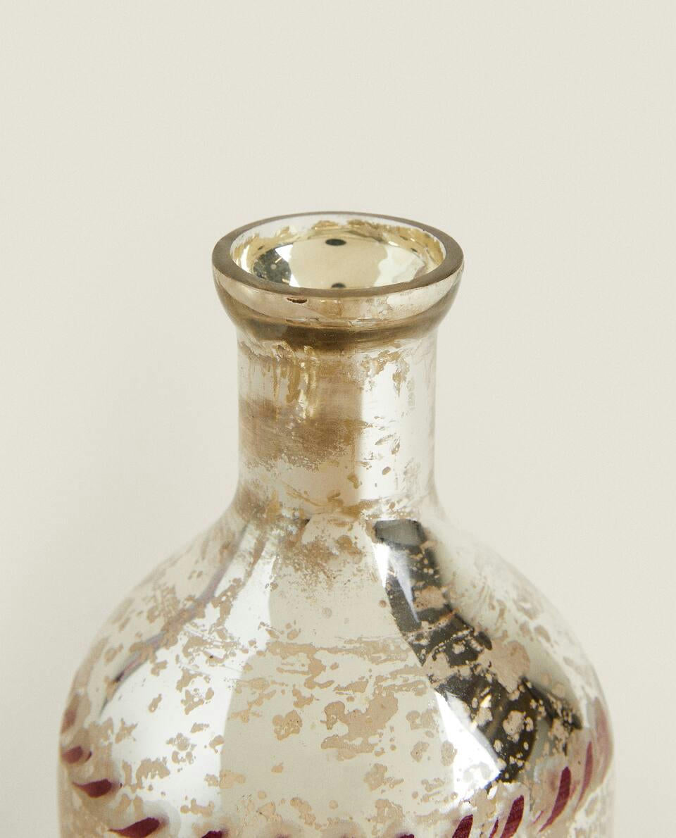 JARRÓN DE VIDRIO CON FLORES DE NAVIDAD 