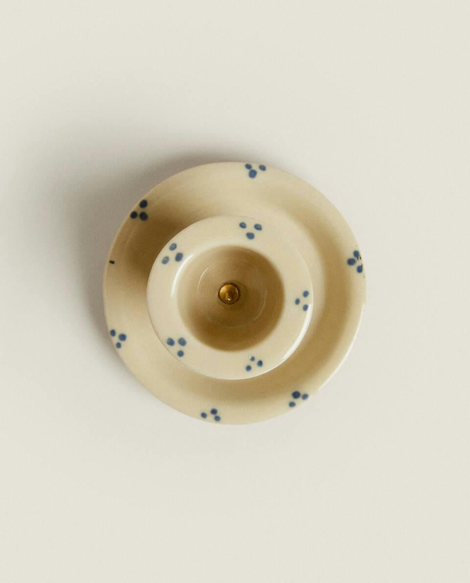 Candelero navideño de cerámica pintada 