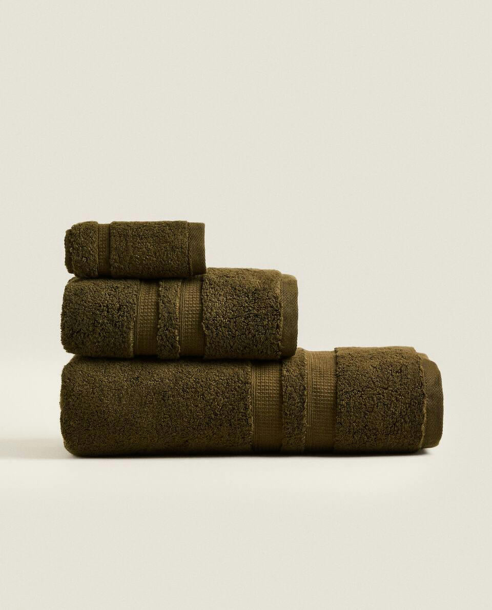 EXTRA SOFT TOWEL WITH DOUBLE BORDER