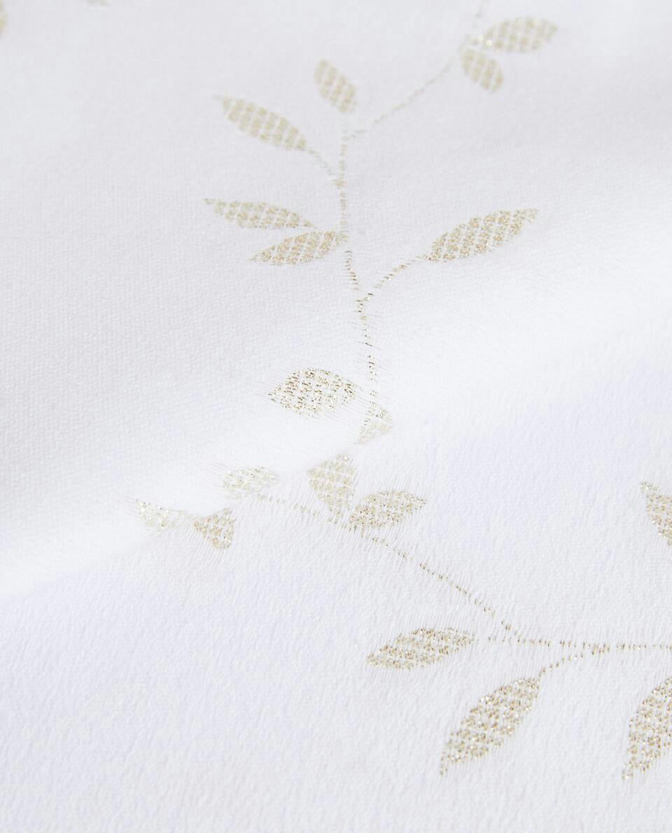 PACK OF CHRISTMAS LEAF COTTON NAPKINS (PACK OF 2)