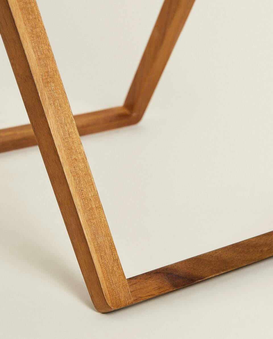 TOALLERO DE MADERA DE ACACIA 