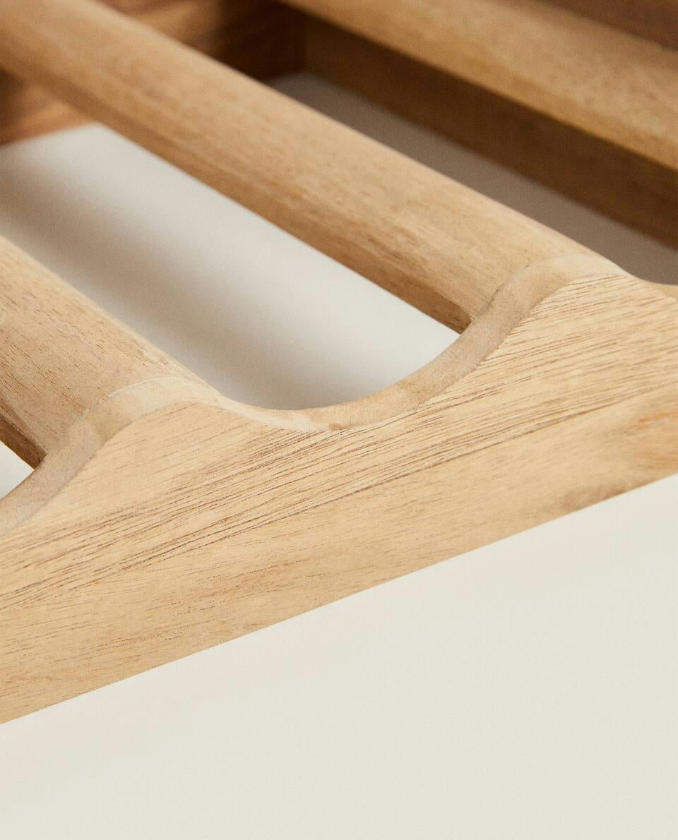 SOPORTE PARA BOTELLAS APILABLE DE MADERA 