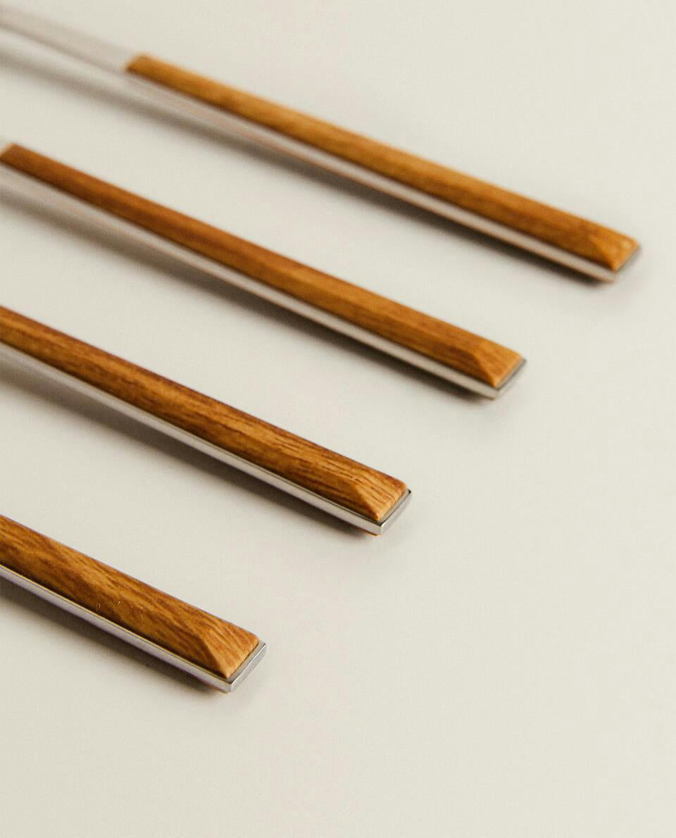 4-TEASPOON BOX WITH WOOD-EFFECT HANDLE