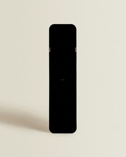 ESPEJO VERTICAL REDONDO CON MARCO 