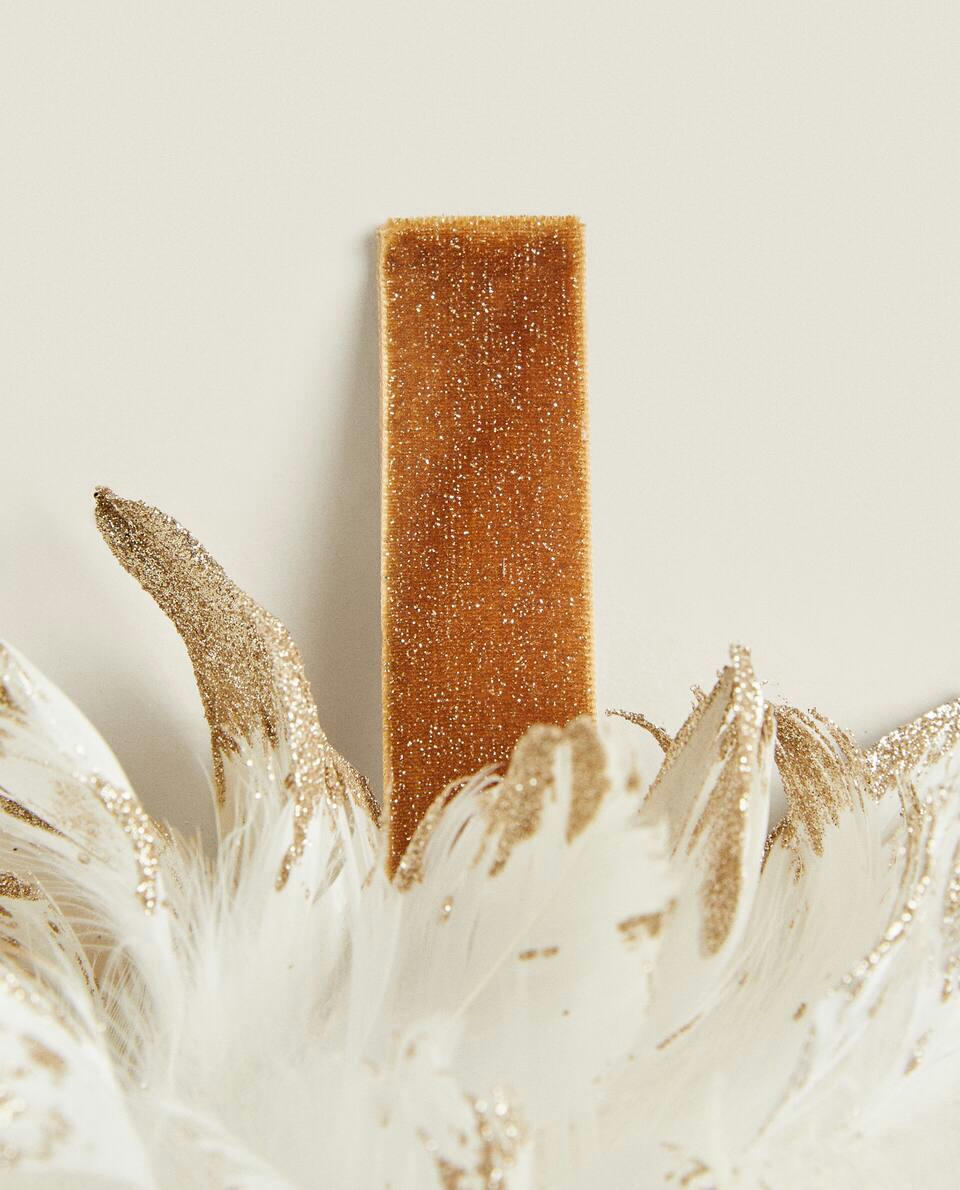 DECORAZIONE DI GHIRLANDA DI PIUME DI NATALE 