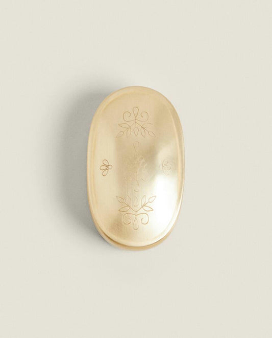 CAJA OVALADA GRABADA 