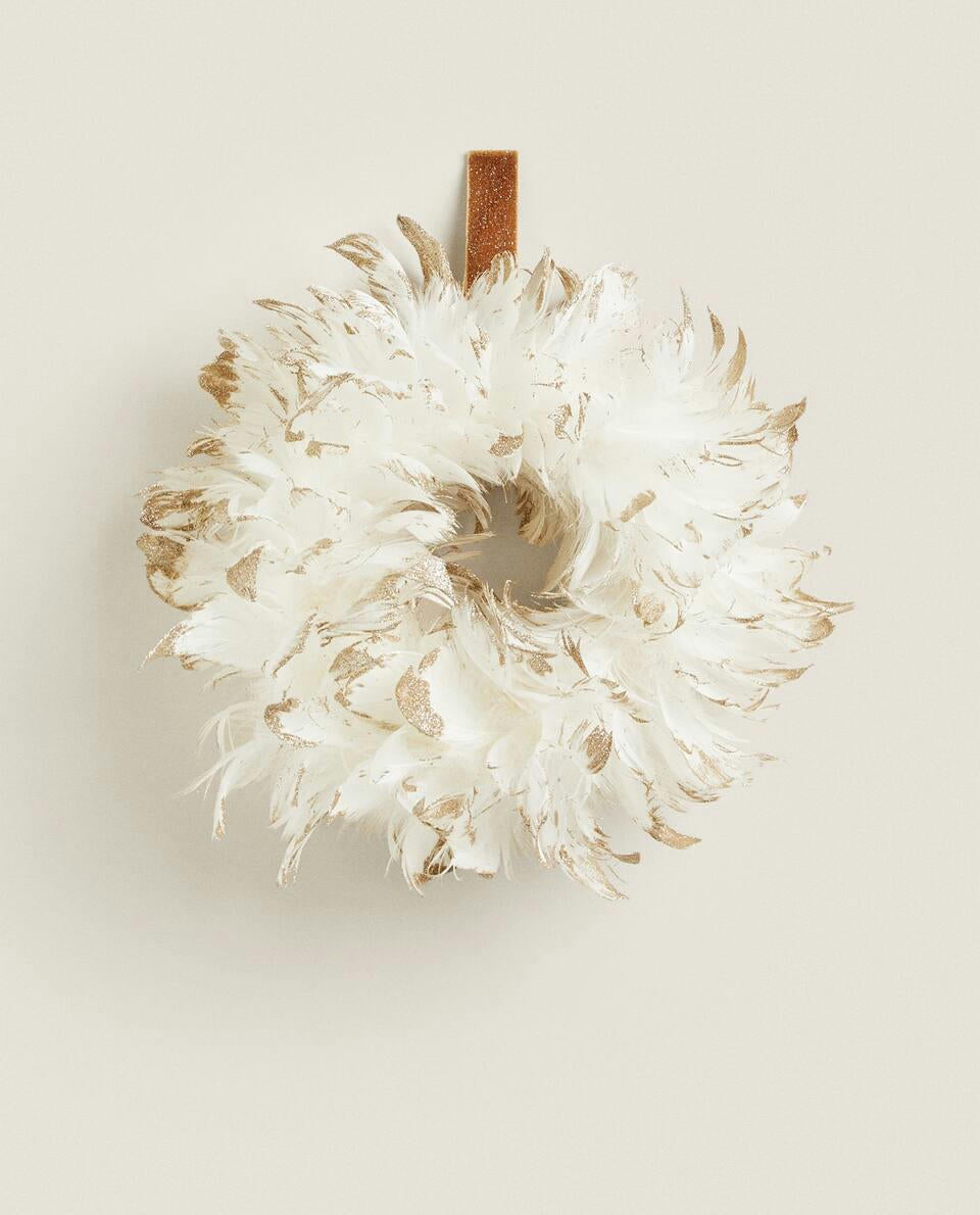 DECORAZIONE DI GHIRLANDA DI PIUME DI NATALE 