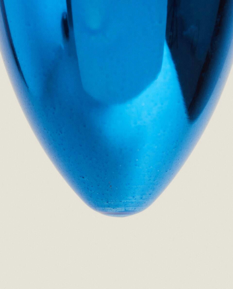 Decorazione natalizia con lampadina in vetro 