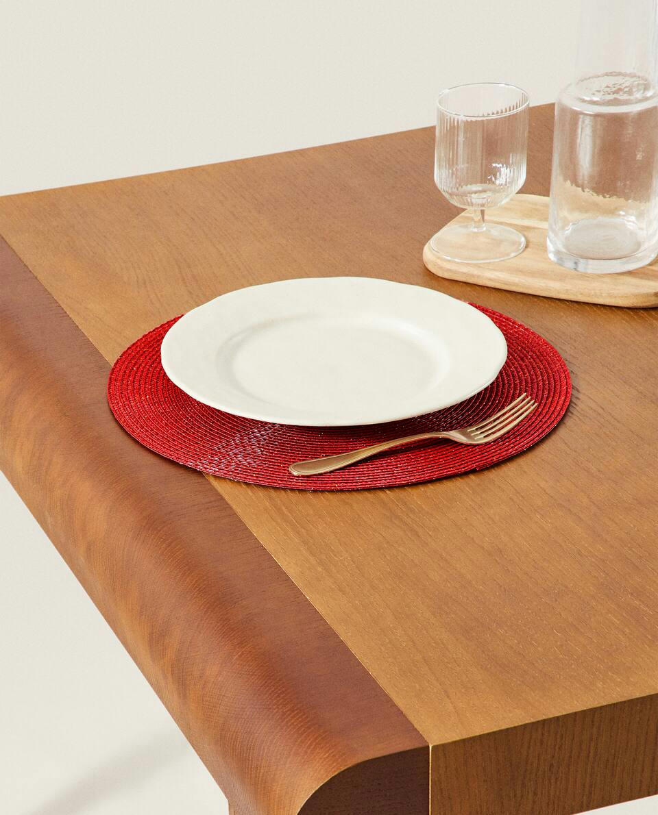 PAQUETE DE MANTELES INDIVIDUALES NAVIDEÑOS CON BRILLO EN ESPIRAL (PAQUETE DE 2) 