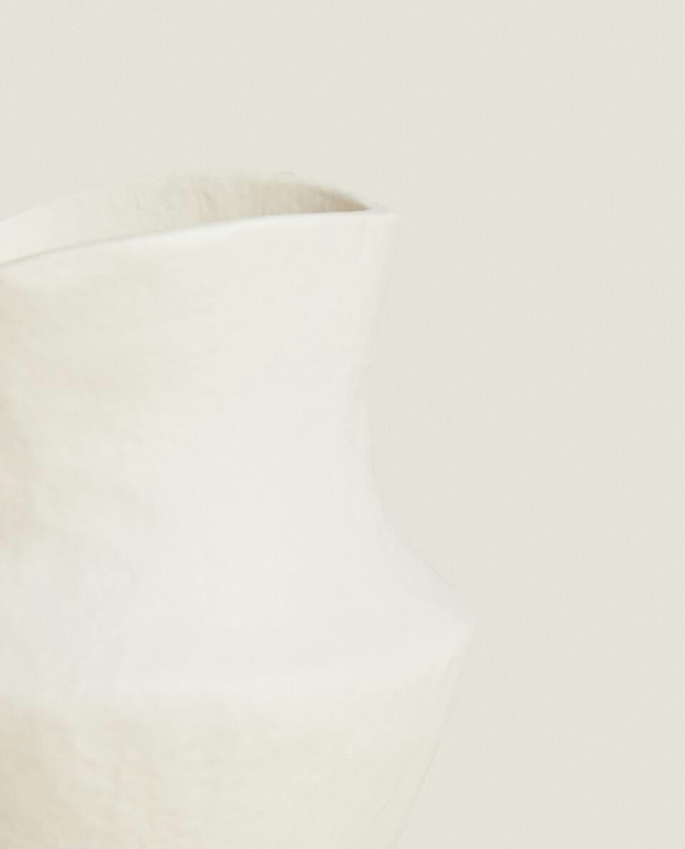 JARRON DE FORMA IRREGULAR 