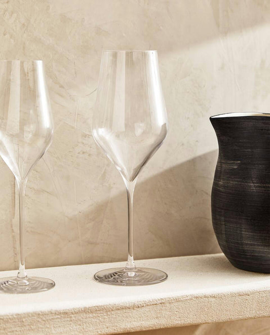 PLAIN CRYSTALLINE WINE GLASS