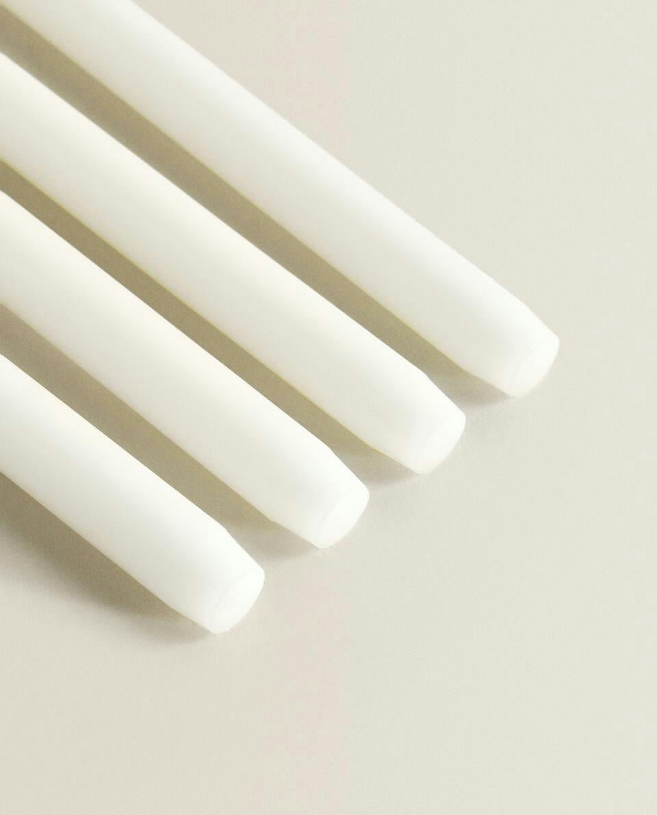 LONG CYLINDRICAL CANDLE (PACK OF 4)