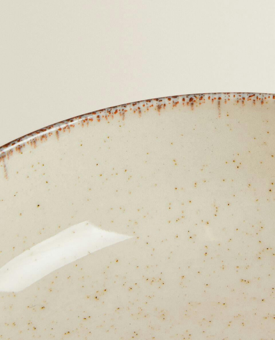 CIOTOLA IN PORCELLANA CON BORDO FINITURA ANTICATA 