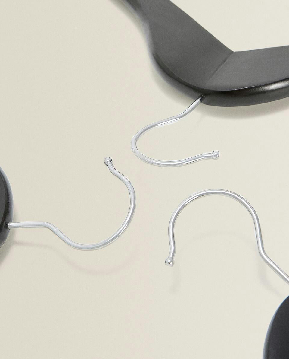 PERCHA DE MADERA LACADA (JUEGO DE 3) 