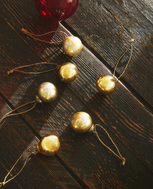 PAQUETE DE ADORNOS DE NAVIDAD (PAQUETE DE 6) 