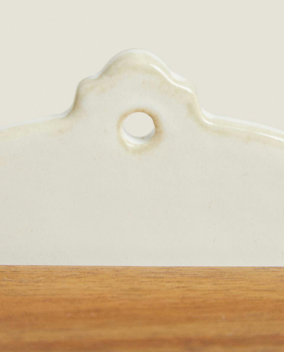 SALIERA IN CERAMICA CON COPERCHIO IN LEGNO 