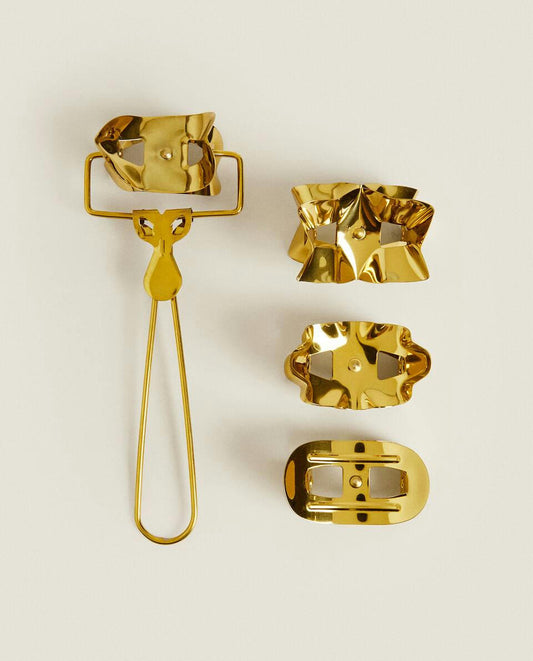 TAGLIABISCOTTI DI NATALE 