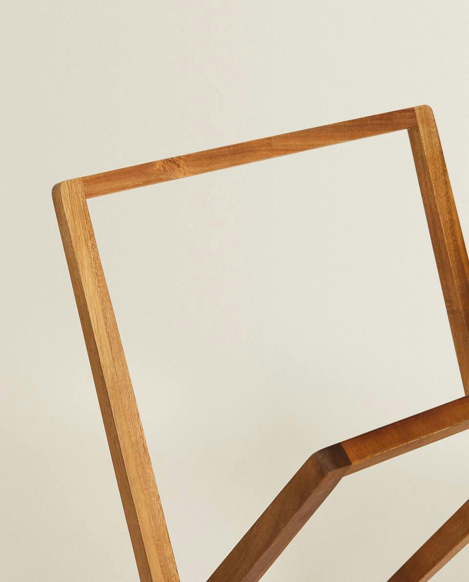 TOALLERO DE MADERA DE ACACIA 