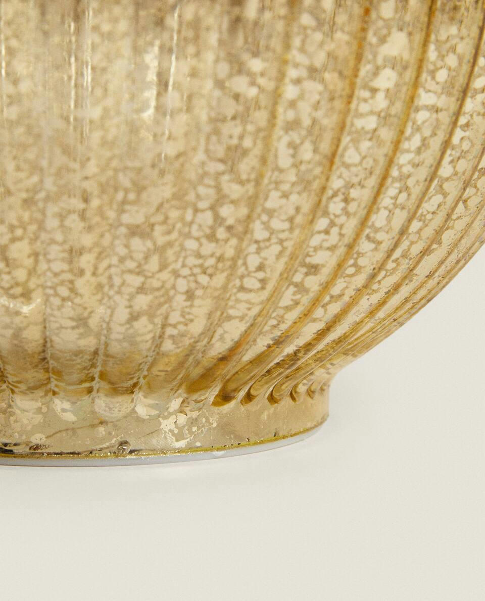 ADORNO DE NAVIDAD CON LUZ LED Y BOLA DE RAYAS 