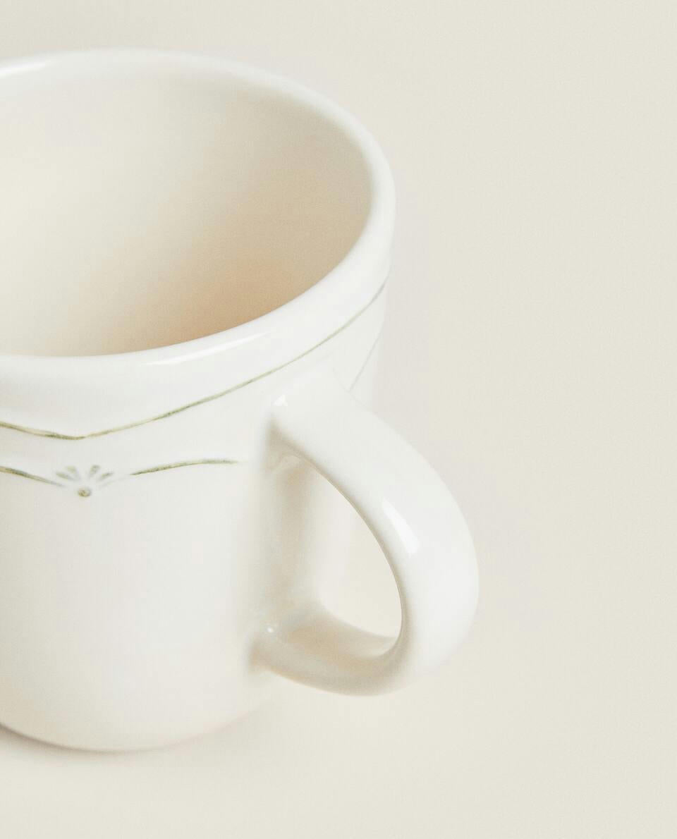 TAZZA IN TERRACOTTA CON DISEGNO NATALIZIO IN RILIEVO 