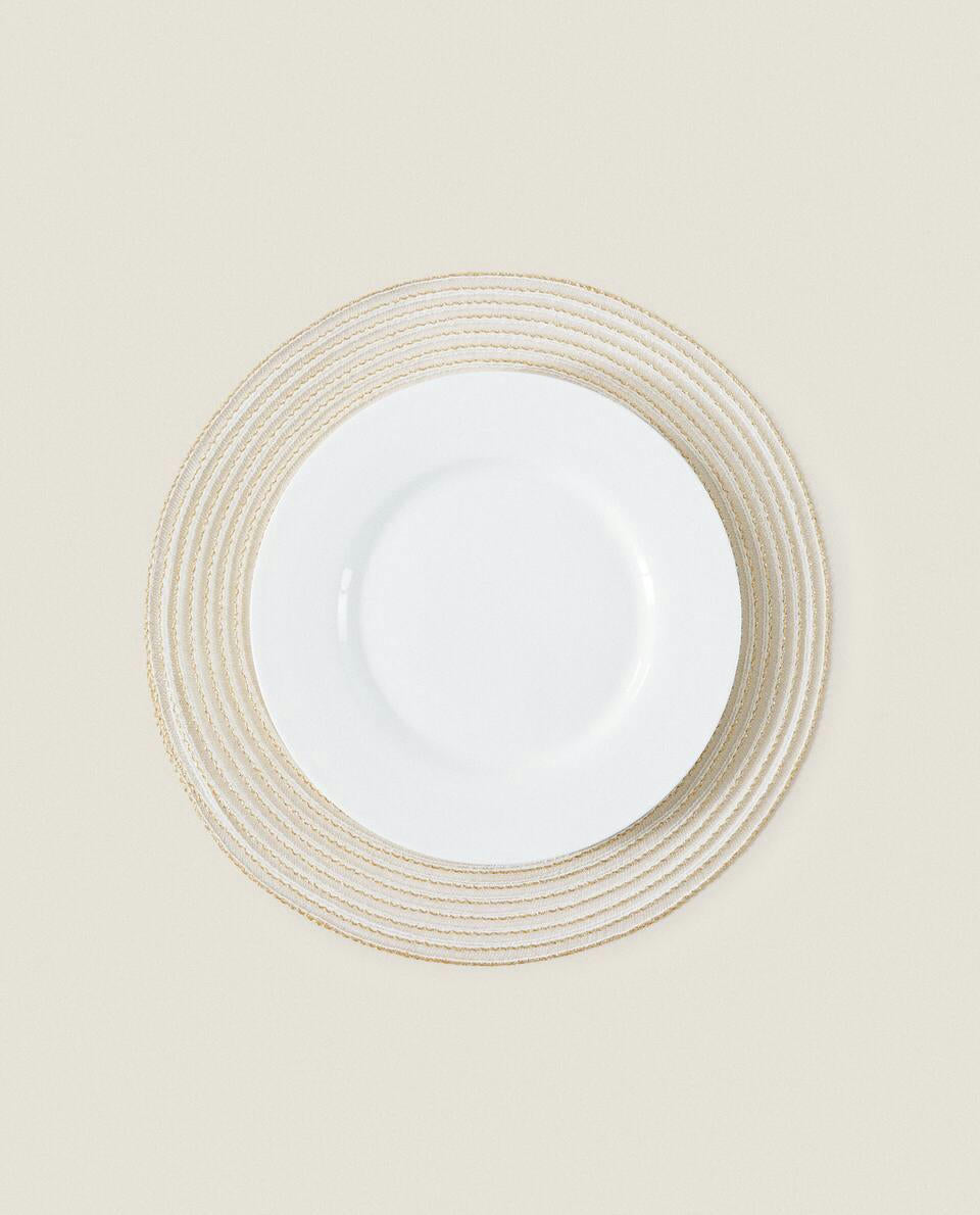 PAQUETE DE MANTELES INDIVIDUALES NAVIDEÑOS CON BRILLO EN ESPIRAL (PAQUETE DE 2) 