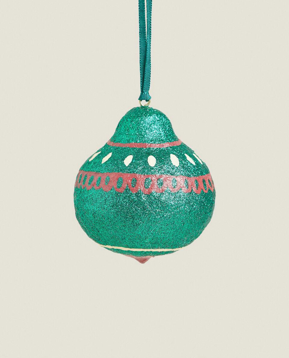 DECORACIÓN NAVIDEÑA CON BOLAS DE BRILLO 