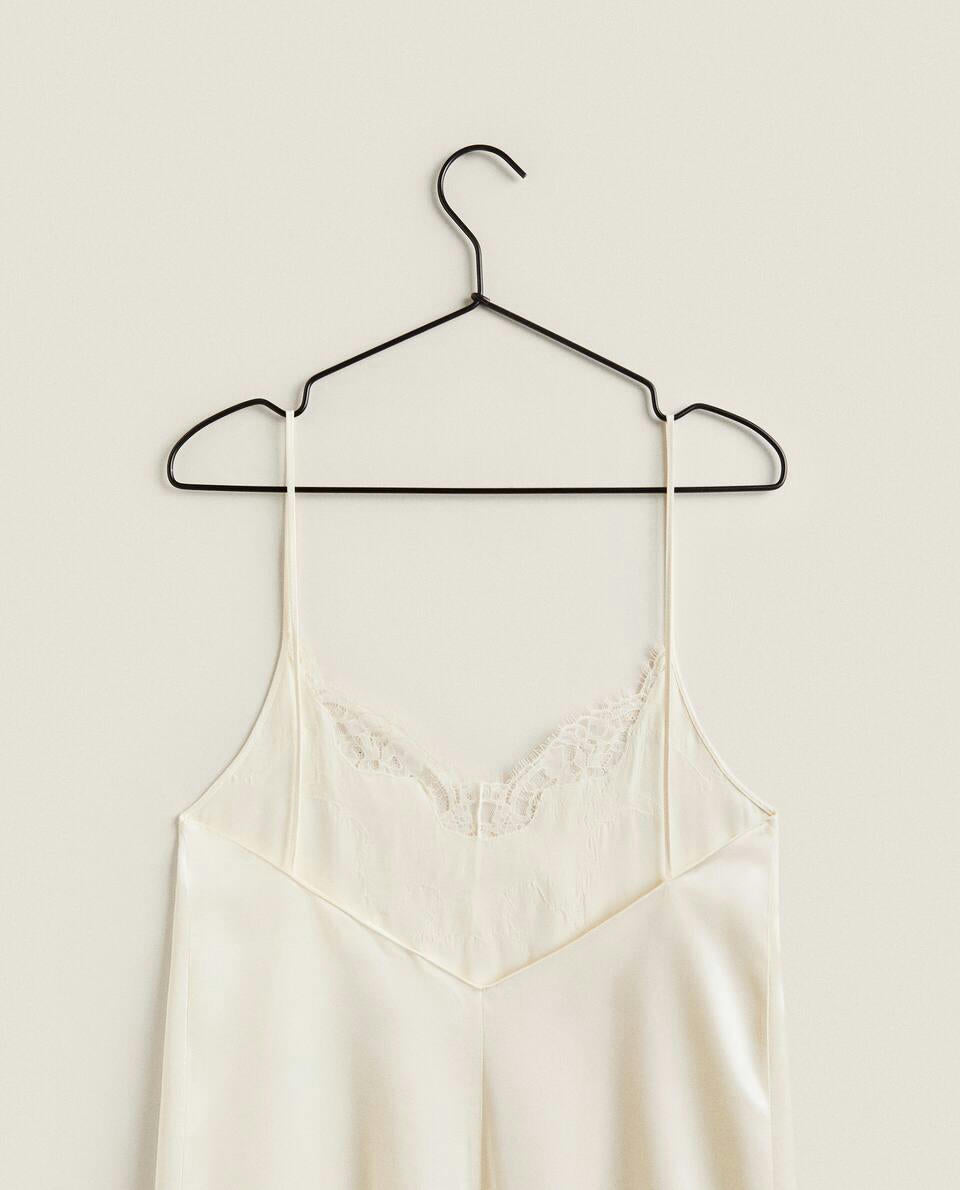 CAMISÓN DE SATÉN CON ENCAJE RUBIO 