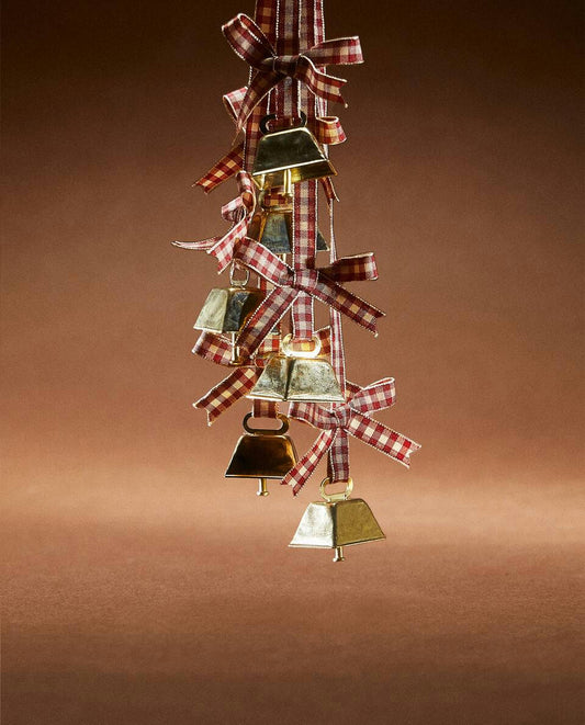 GUIRNALDA DECORATIVA DE CAMPANILLAS DE TARTÁN 