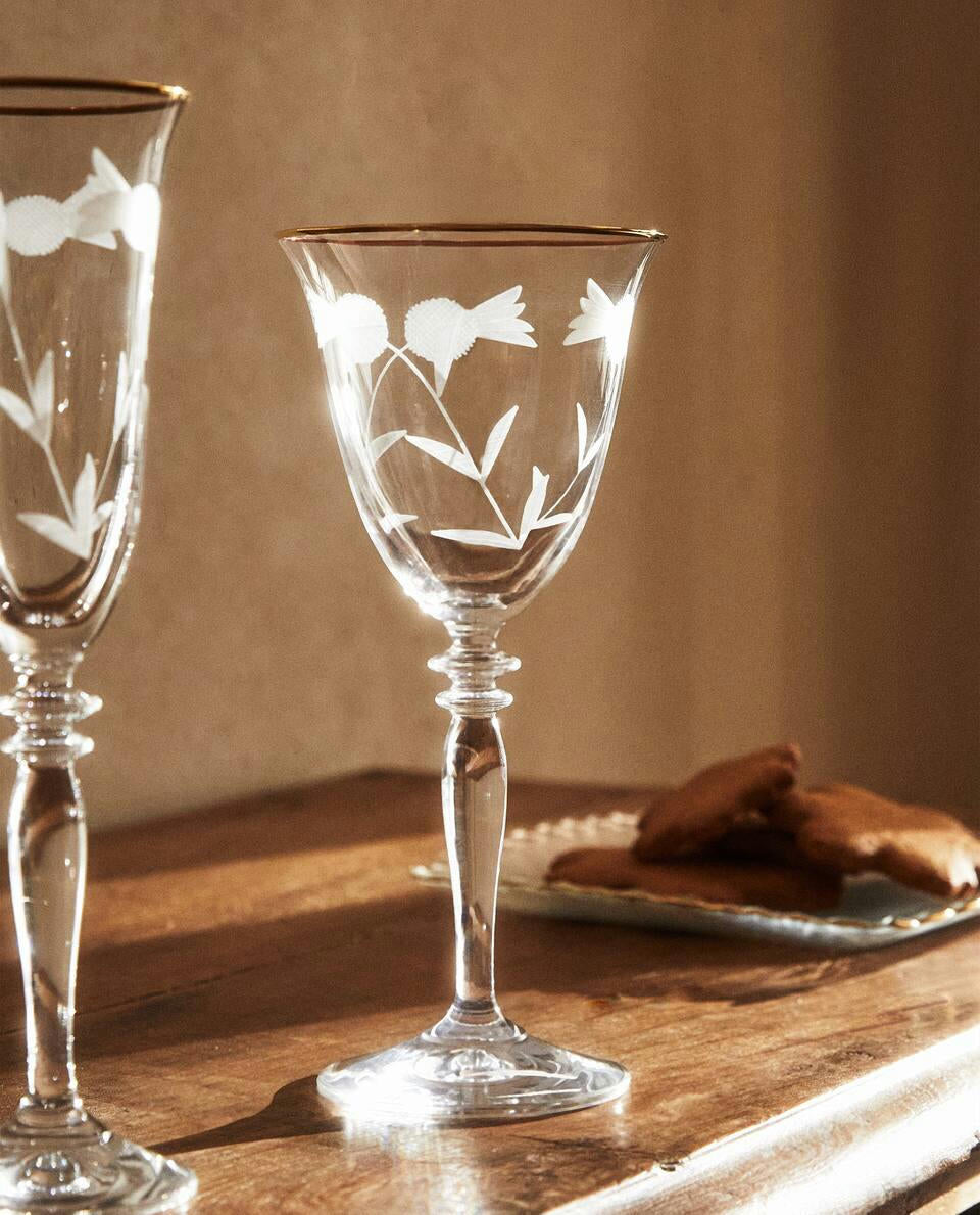 CHRISTMAS GLASSWARE SET