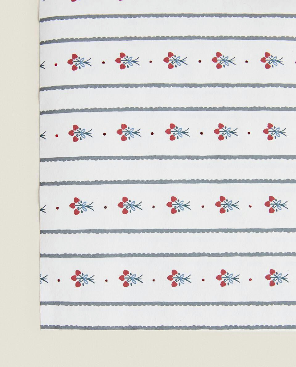 CARTA DA REGALO A RIGHE DI NATALE CON AGRIFOGLIO 