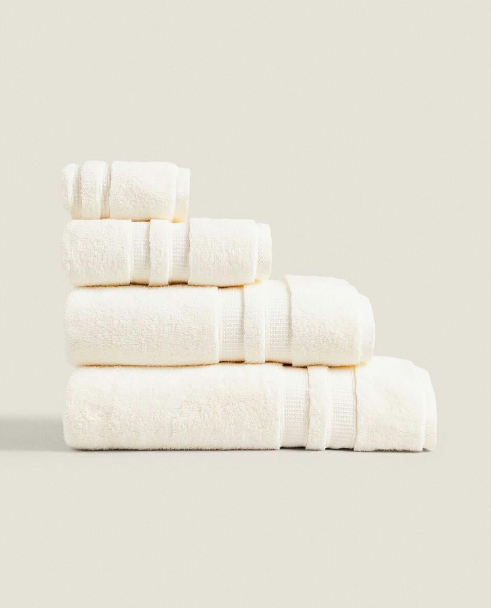 ASCIUGAMANO EXTRA MORBIDO CON DOPPIO BORDO 