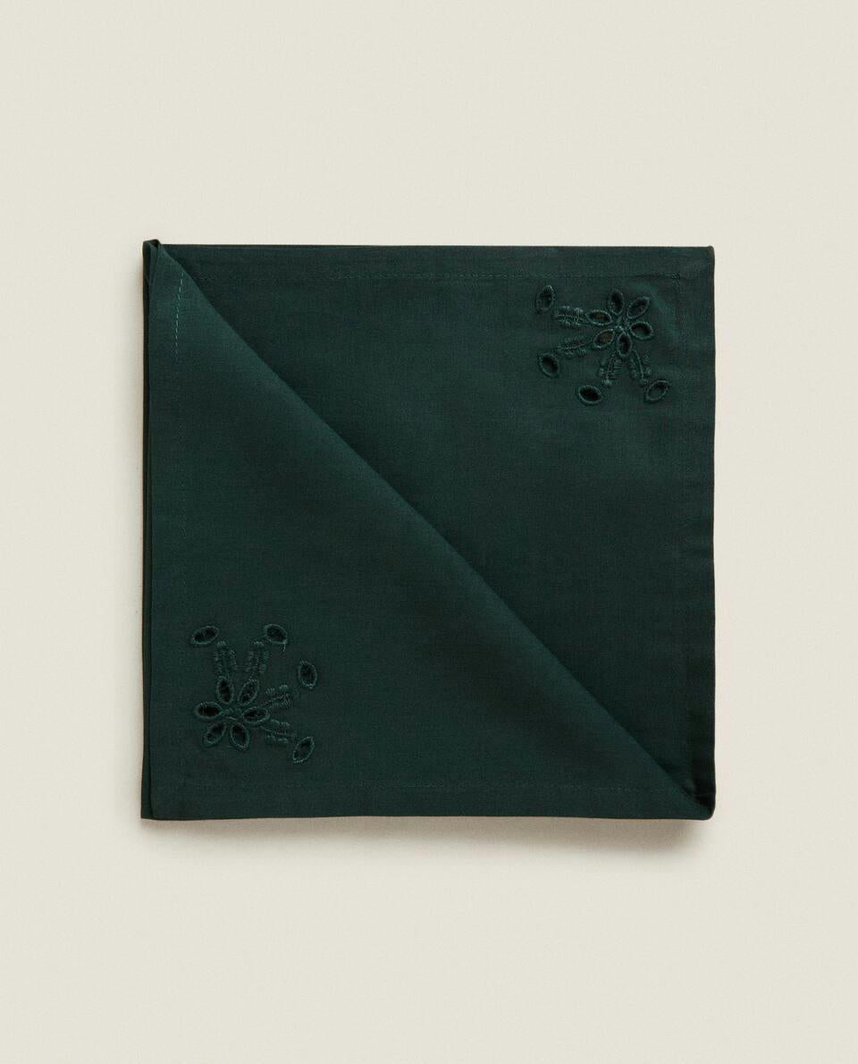 PACK OF EMBROIDERED COTTON CHRISTMAS NAPKINS (PACK OF 2)