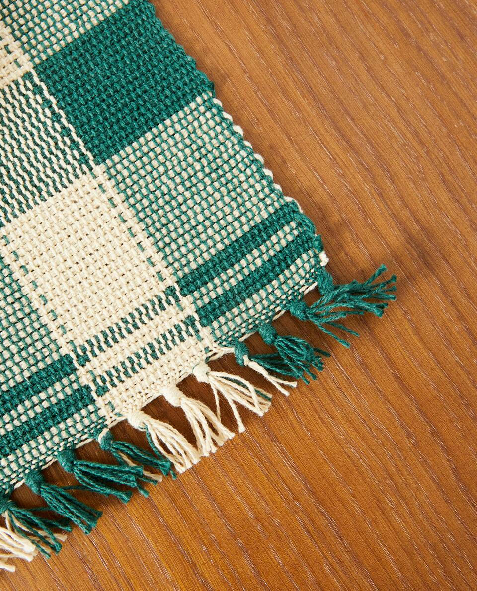 PACK OF CHECK CHRISTMAS PLACEMATS (PACK OF 2)