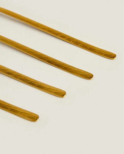 SCATOLA DA 4 CUCCHIAI CON MANICO MARTELLATO 