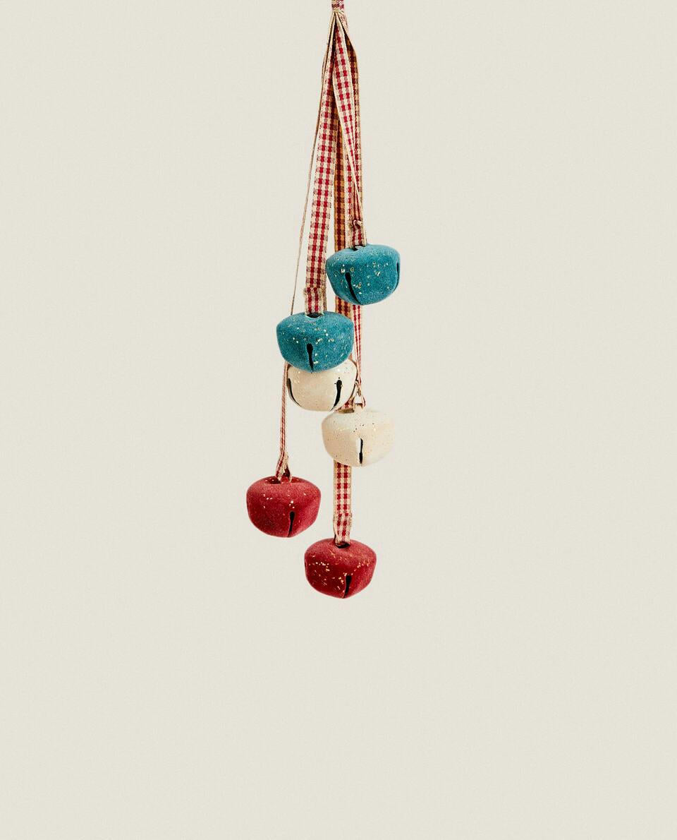 SLEIGH BELL CASCADE CHRISTMAS DECORATION