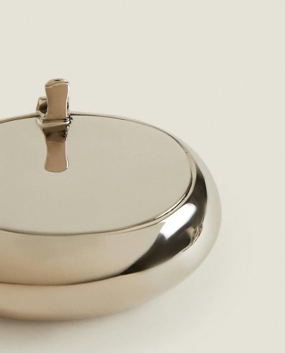 POSACENERE CON COPERCHIO 